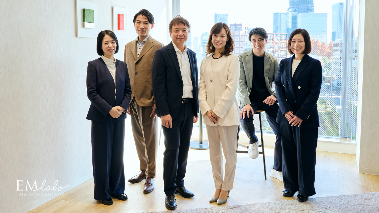 EM Lab's native English-speaking real estate agent