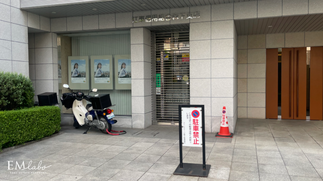 江東区メインステージ森下のマンションエントランス外観